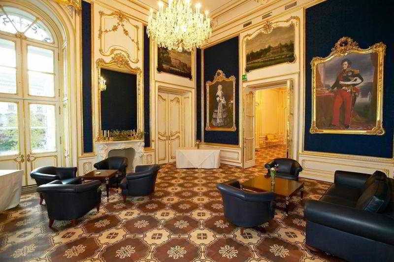 Palais Coburg Residenz Hotel 5*