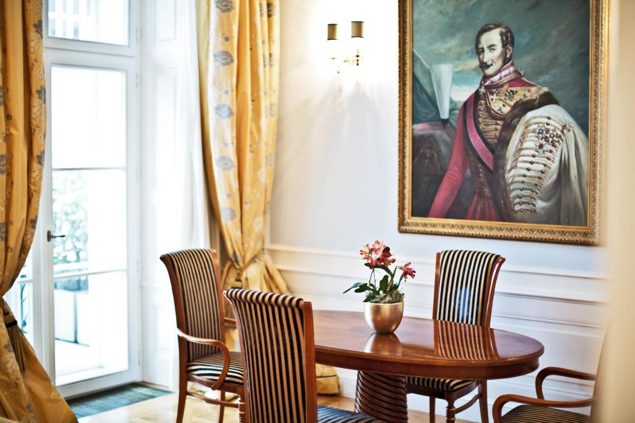 Palais Coburg Residenz Hotel 5*